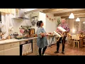 Download Lagu Familieplezier en de eenvoud van het dorpsleven🏡 Een gezellige herfst in een klein huis