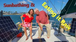 Sunbathing & Eating it Raw Ep105