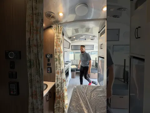 It Looks Tiny Outside… But Inside is Unreal 🤯