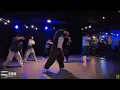 泥菩薩 by Gareth T | Nok | DL Studio
