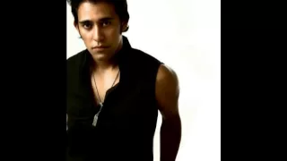                                               عمرو مصطفى   اول ما اقول دندنها