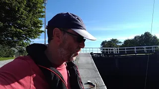 85) Will the bridge open? Exiting Neptune’s staircase