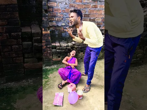 cake Le Lo biscuit Le Lo aunty mujhe 100 ka 🎂👍#shorts #short #viral #funny #viralvideo #shortvideo