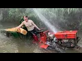 Download Lagu Agricultural vehicle carrying wood, wood loading skills of rural girl