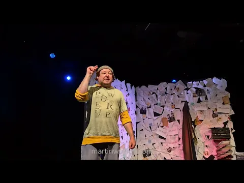 LA LENGUA ES UN Mu00daSCULO, PERO EL LENGUAJE ES UN VIRUS (teatro) - martinwullich.com