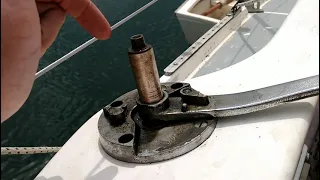 service a Gibb winch (with fixed handle)