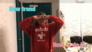 How to do upside down ok sign on your eye