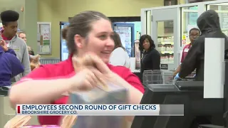 Brookshire s Employees Second Round of Benefits