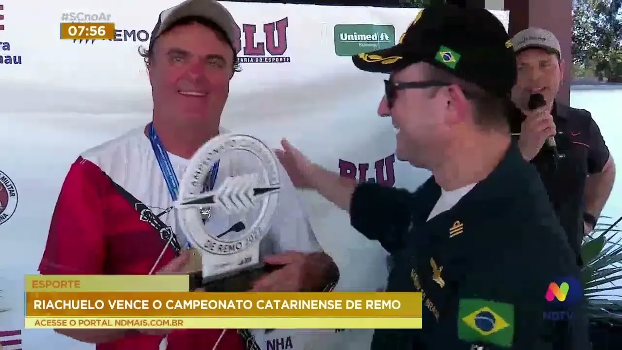 Time do Clube Riachuelo vence o Campeonato Catarinense de Remo