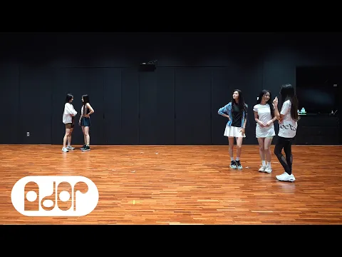 Download MP3 NewJeans (뉴진스) 'Hype Boy' Dance Practice