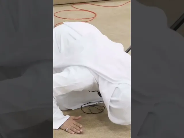 ⁣جلسة الاستراحة في الصلاة | الشيخ صادق المعتوق