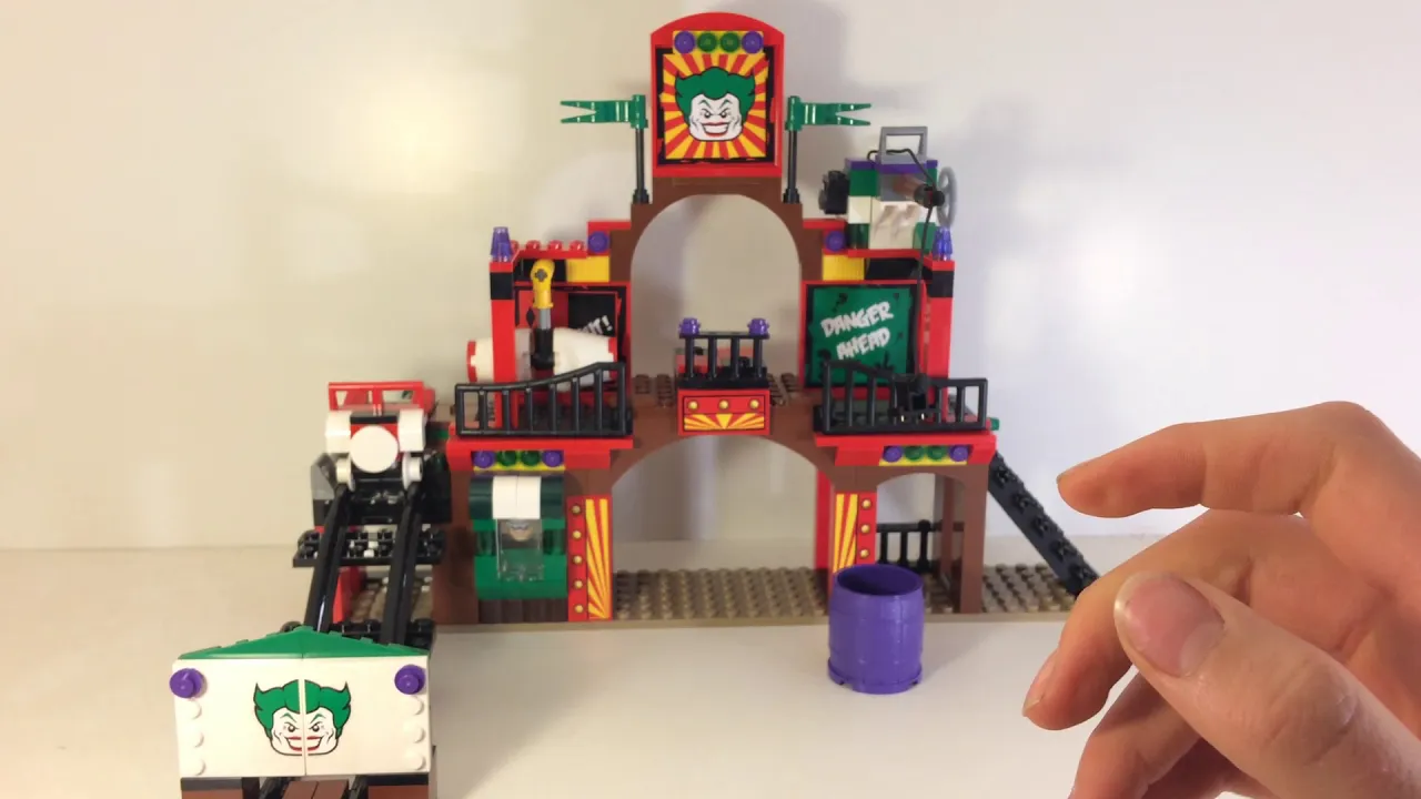 Batman: LEGO The Dynamic Duo Funhouse Escape Set #6857 Review