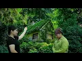 Download Lagu Dakloos meisje - Gelukkig een verlaten huis in het bos gekregen door || Ly Tieu Isa