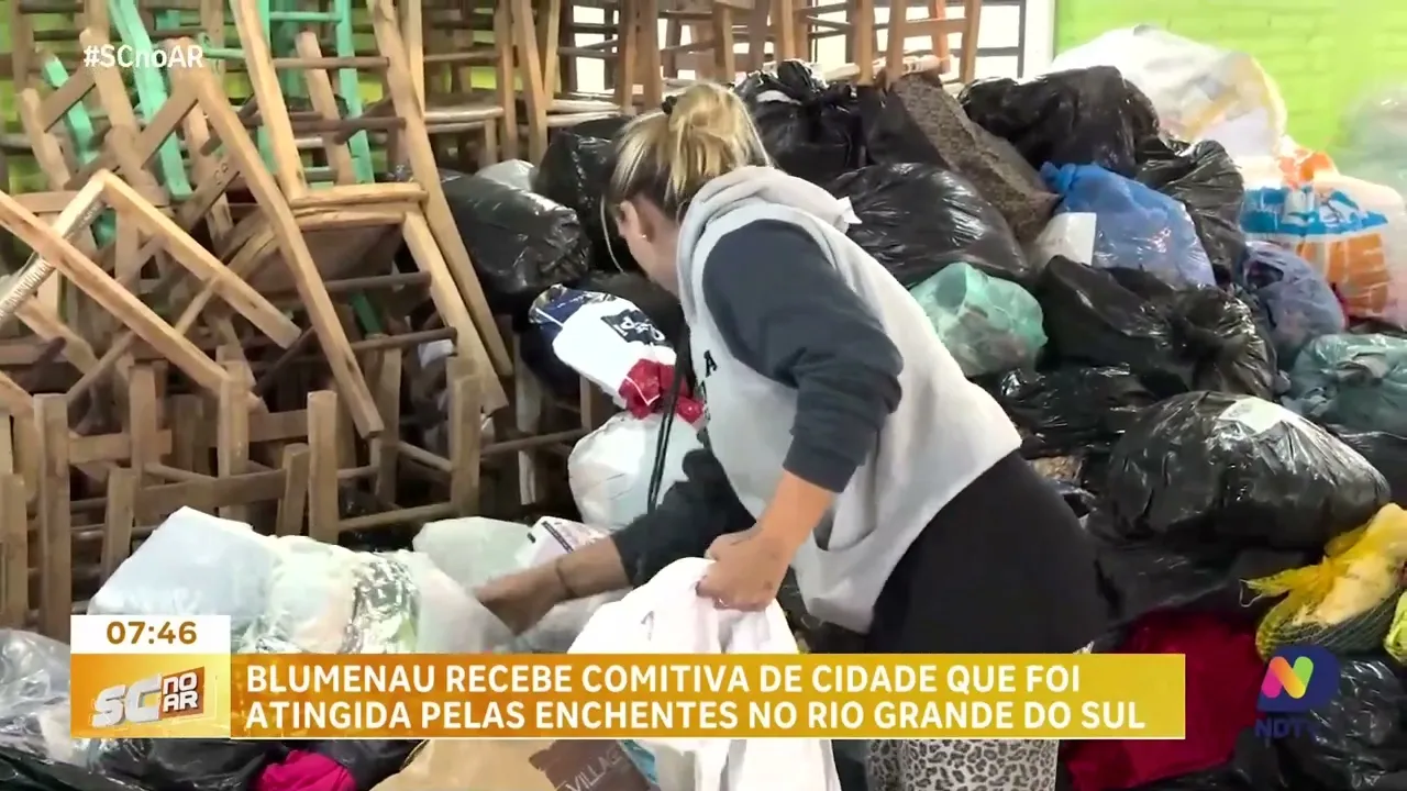 Blumenau recebe comitiva de cidade que foi atingida pelas enchentes no Rio Grande do Sul
