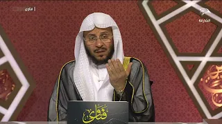 ما حكم قراءة الأدعية من الجوال دندنها