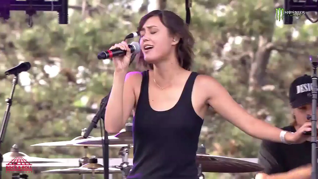 Meg & Dia - Roses, Warped Tour 2019, Cleveland