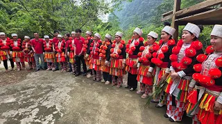 Bất ngờ anh Minh đón đại biểu về khảo sát du lịch xã Linh Hồ tỉnh Tuyên Quang. Nguyễn Tất Thắng