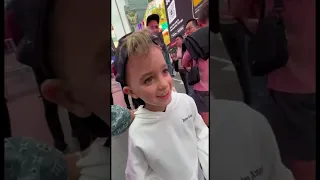Vlad and Niki on Time square