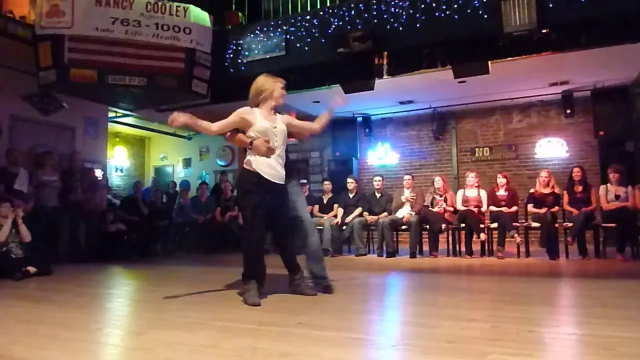 Luis Crespo & Courtney Adair - 2011 Northern California West Coast Swing Dance Challenge HD