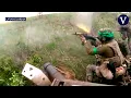 Lagu Soldados de la Brigada de Asalto Azov graban un asalto a posiciones rusas en Bajmut