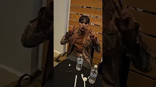 مفاجأة مرعبة زومبي في الشارع 