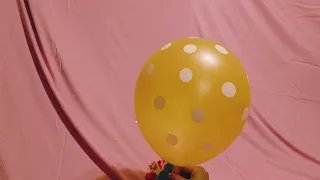 INFLATING AND DEFLATING FUN POLKA DOT BALLOONS!!!