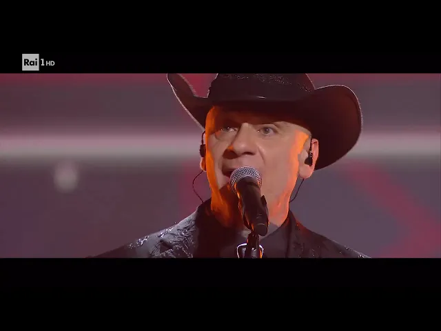 Sanremo 2026 - J-Ax canta Italia starter pack