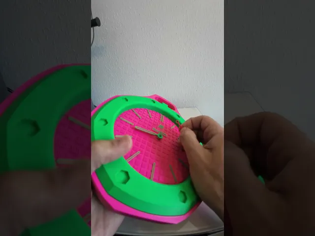 swatch table clock video thumbnail