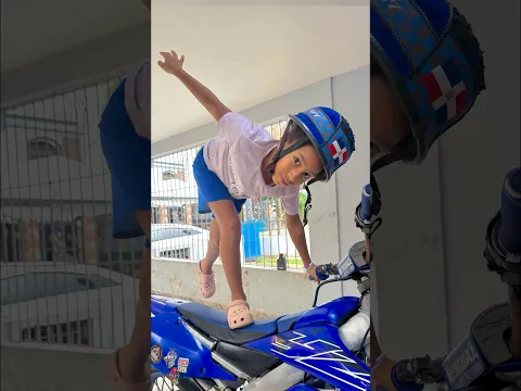 Trucos en la motocross 🥹🤣😻 #humor #videos #comedia #drama