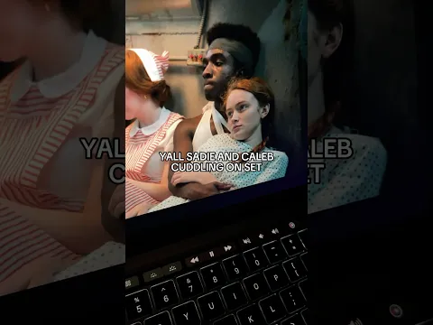 Sadie looks so comfortable #strangerthings