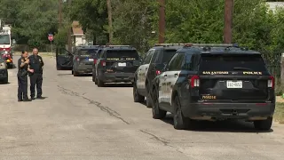 Woman held at gunpoint as 3 masked men searched her home during violent home invasion in San Antonio