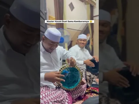 Master Hasan duet dengan kembarannya