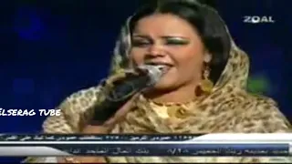 ندى القلعة ٭  سلامتك يا ندى العنبر دندنها