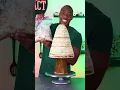 Making a Christmas Tree made of cake