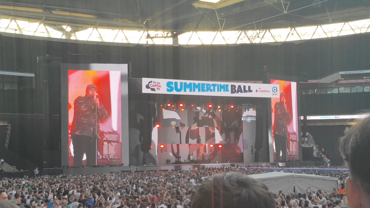 Rag 'N' Bone Man - Human (Live Capital Summertime Ball 2017) Rag 'N' Bone Man - Human (Live Capital Summertime Ball 2017)