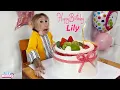 Download Lagu Papa viert stiekem Lily's 2e verjaardag! | Lily's verhaal