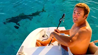 Inviting sharks to dinner 🙄🦈 – EP 64 Sailing Life on Jupiter