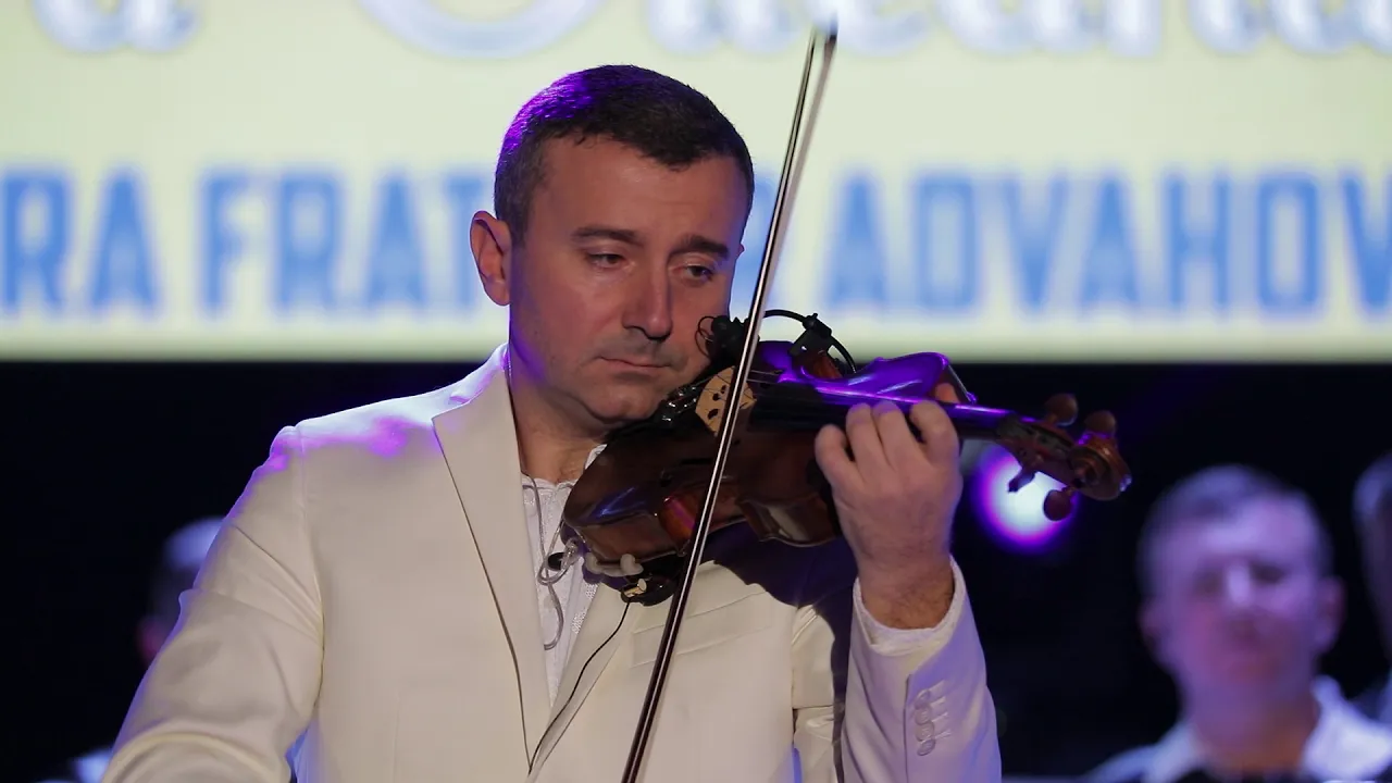 Vasile Advahov - Hora Fetelor