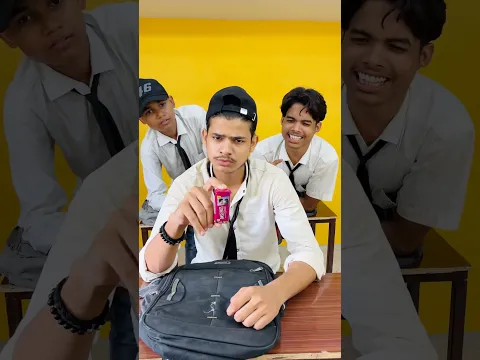 Jaadui Mouth Freshner😯 🥺 #comedy #teacherhumor #trending #sanusheikh #funny #schoollife