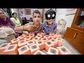 Etne Saare Box 28 Million Celebration