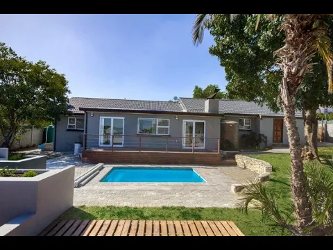 Download MP3 3 Clairette, Die Wingerd, Somerset West, R3,380,000