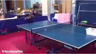 شبكة أبو نواف ولد صغير فنان تنس 