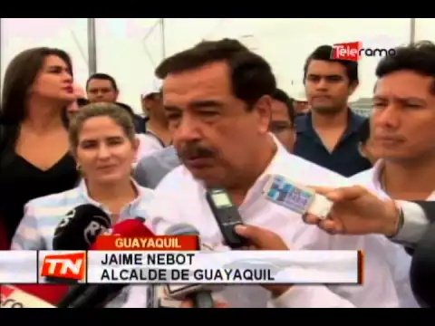 Nebot inauguró reparación de rampas en terminal terrestre