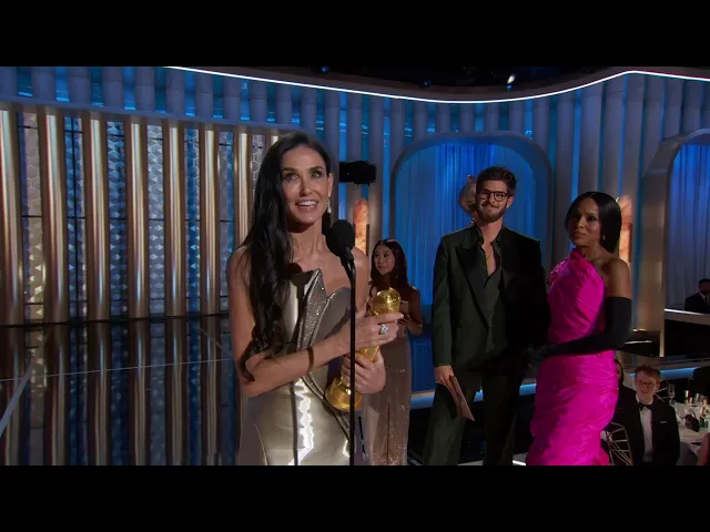 Golden Globes 2025 | Demi Moore vince il premio come miglior attrice - Film - musical/commedia