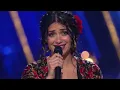 A Spanish woman sang "If you hadn't left" and the jury was won over.