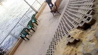 بنت ولد بيبوسو بعض عند كوبري قصر النيل اندر ايدج 