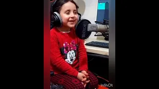 تبارك الله ماشاء الله طفلة جميلة تقرأ سورة الإخلاص بصوت جميل الله ابارك 