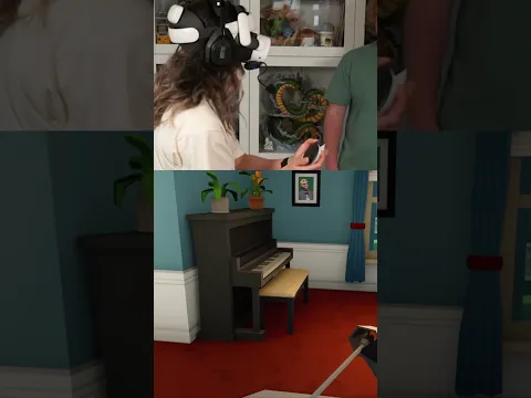She can't read pictures?? #vr #gaming #funny #arachnophobia #spider #killitwithfire