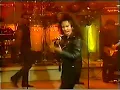 Selena - "Si Una Vez" En Vivo