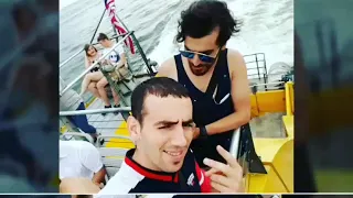 لي مابغاناش تعمى عينو دندنها
